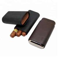 Black Leather Cigar Case with Interior Cedar Lining